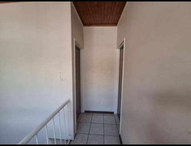 3 BEDROOM APARTMENT FOR SALE IN SUNNYSIDE